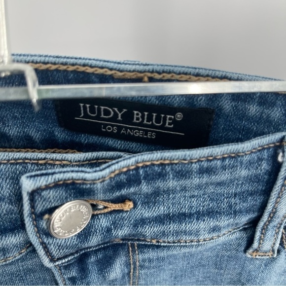JUDY BLUE BOYFRIEND FIT MEDIUM WASH DENIM JEANS Distressed WOMENS SIZE 16W - Picture 5 of 10